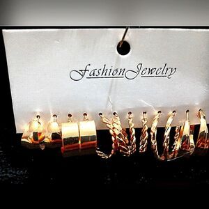 Elegant Gold Hoop Earrings Set